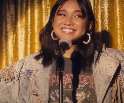 Makna Dalam di Balik Lagu Every Summertime dari NIKI