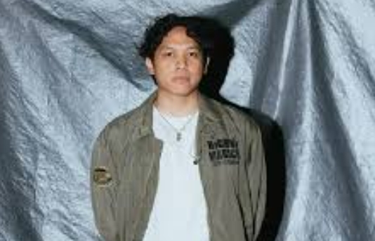 Makna Lagu Secukupnya – Hindia